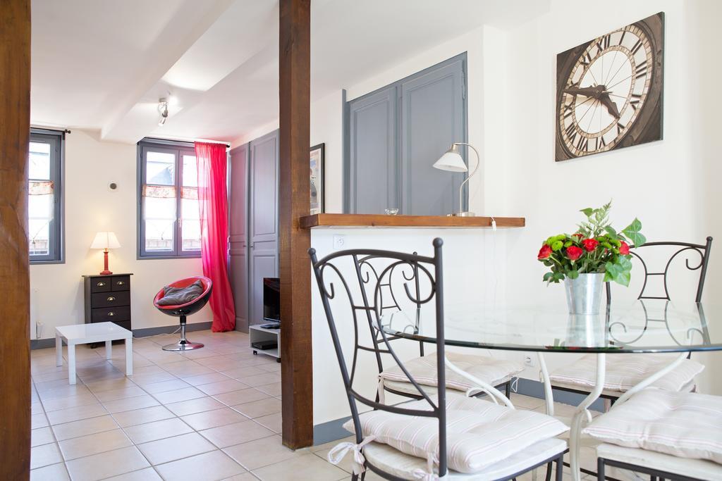Appartement Du Port De Онфлер Екстер'єр фото